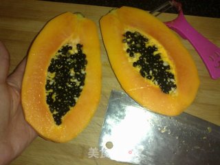 Skin Rejuvenation, Nourishing Yin and Lungs-tremella Papaya Soup recipe