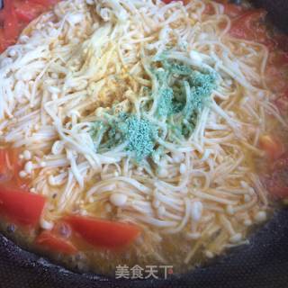 Enoki Mushroom in Tomato Sauce recipe