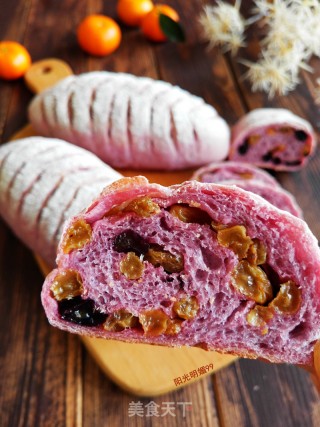 Purple Sweet Potato and Raisin European Buns recipe