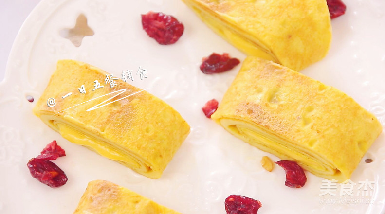 Curry Omelet Baby Food Supplement, Egg + Cheese + Starch recipe