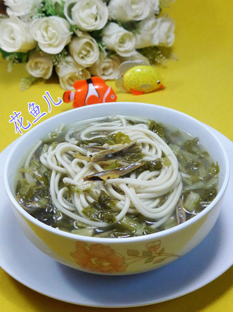 Sea Cucumber Noodle Soup with Pickled Vegetables