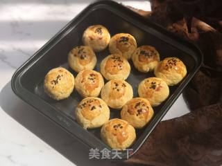 Red Bean Paste Egg Yolk Shortbread recipe