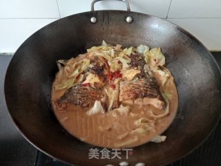 Stewed Fish Head with Cabbage recipe