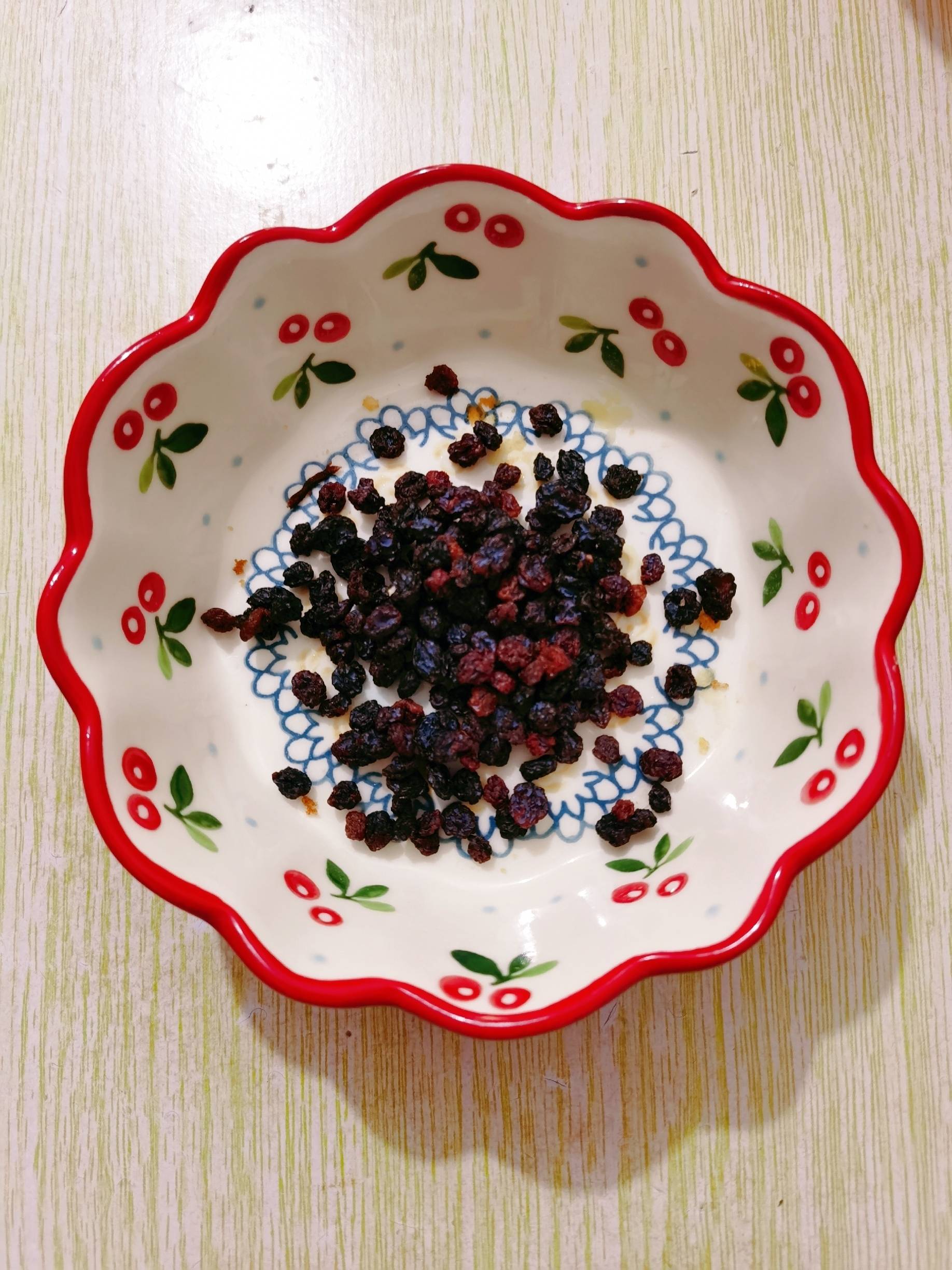 Blackcurrant Milk Tortillas recipe