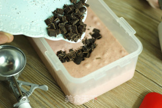 Strawberry Chocolate Ice Cream recipe