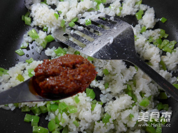 Fried Rice with Beef Sauce and Pepper recipe