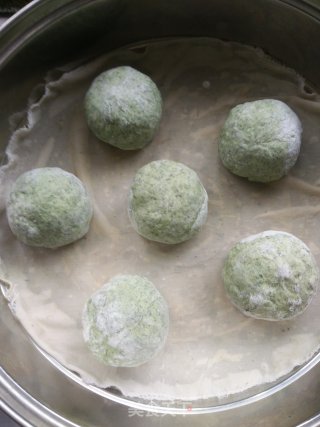 Wormwood Bean Paste Buns recipe