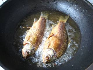 [湘菜]-xiangjiang Crucian Carp recipe