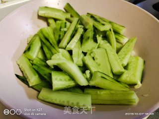 Peanuts Mixed with Cucumber recipe