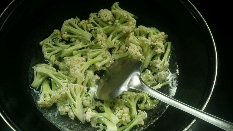 Vegetarian Stir-fried Cauliflower recipe