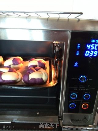 Bicolor Flower Bread recipe