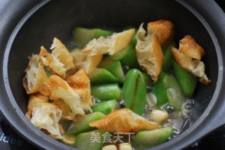 Beginning of Summer. 【loofah Braised Fritters】 recipe