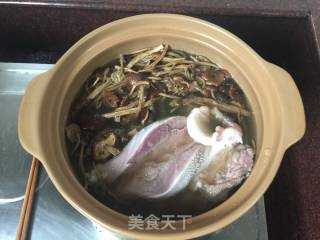 Pork Tongue Tea Tree Mushroom Soup recipe