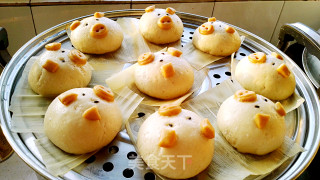 Variety of Pasta: Two-color Piglet Bun recipe