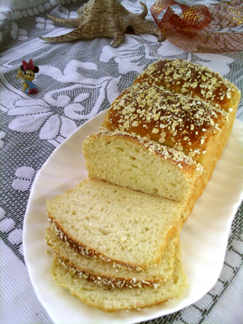 Soy Milk and Oatmeal Soup with Toast recipe