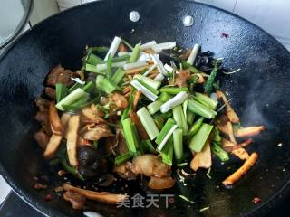 【sichuan Cuisine】fragrant Dried Twice-cooked Pork recipe