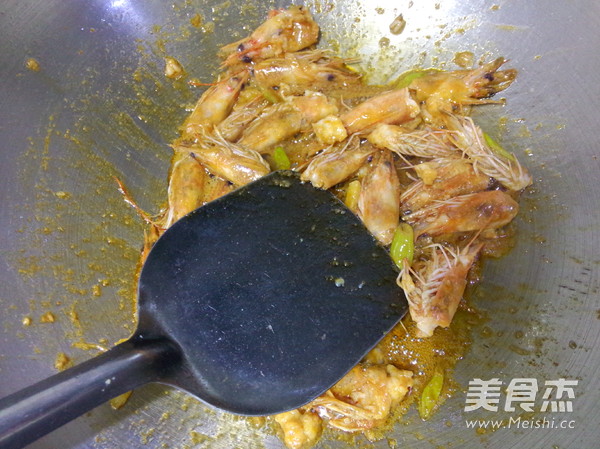 Braised Baby Dishes with Prawns recipe