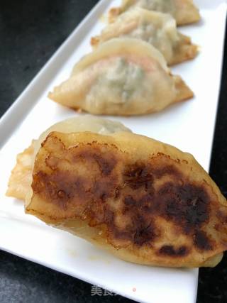 Leek and Shrimp Pot Stickers recipe