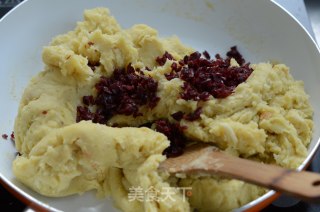 Cranberry Honey Mung Bean Cake recipe