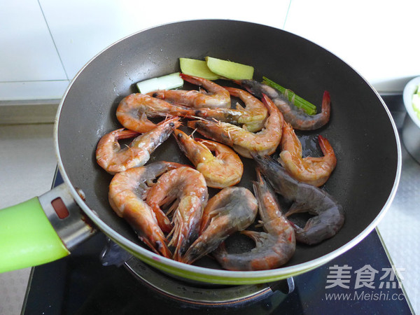 Finger-sucking Braised Prawns recipe