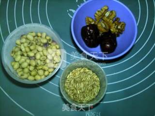 Oatmeal Walnut Red Date Soy Milk recipe