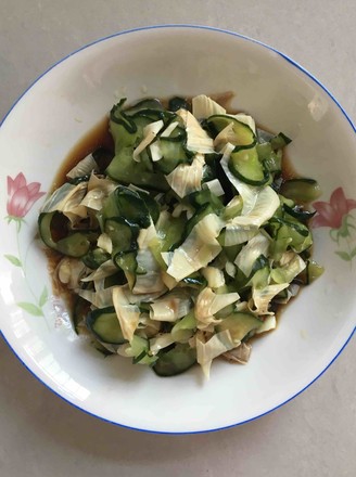 Cucumber Mixed with Bean Curd recipe