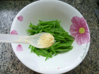 Soybeans Mixed with Jade Bamboo Shoots recipe