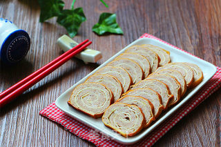 Smoked Bean Curd Meat Roll recipe