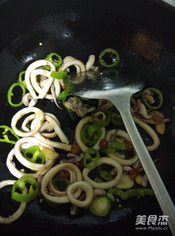 Green Pepper Squid Rings recipe