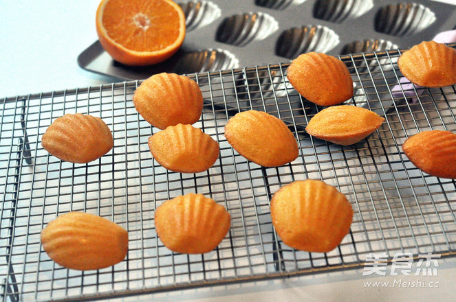 Orange Fragrant Madeleine recipe