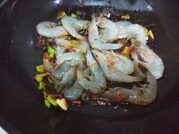 Stir-fried Prawns with Pixian Spicy Sauce recipe