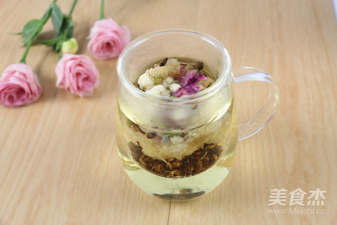 Rose Beauty Ruddy Tea recipe