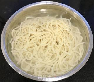 Corner Melon Noodles recipe