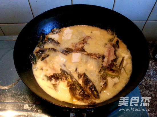 Yellow Duck Called Stewed Tofu recipe