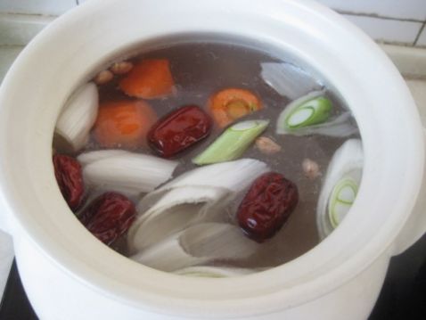 Yam and Red Dates Pork Rib Soup recipe