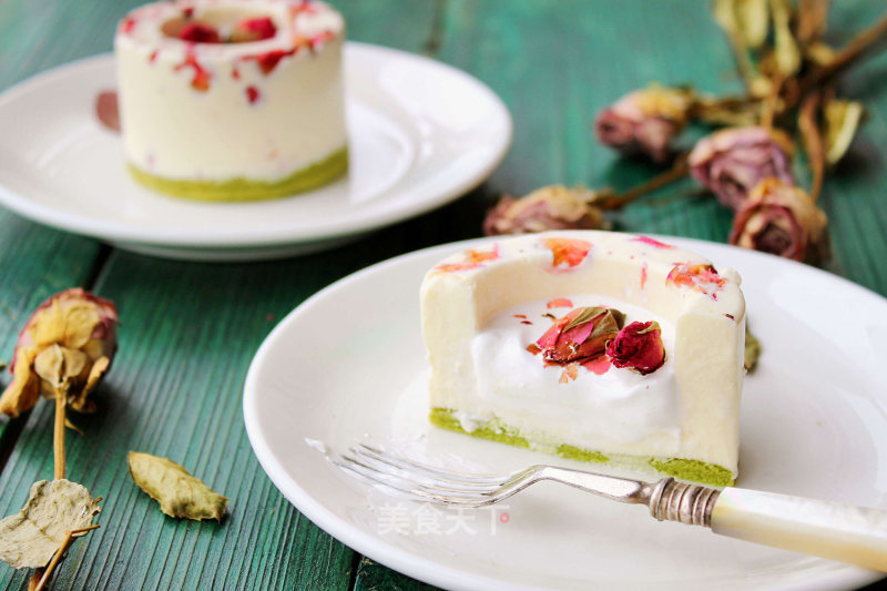 Flufft Vanilla Marshmallow-rose Milk Mousse recipe