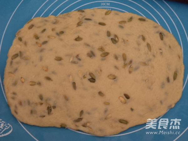 Pumpkin Seed Milk Cookies recipe