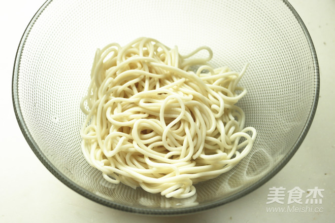 Beef and Mushroom Sauce Noodles recipe