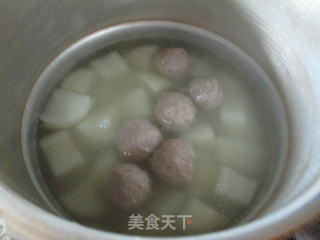 Pee Meatballs and Radish Soup recipe