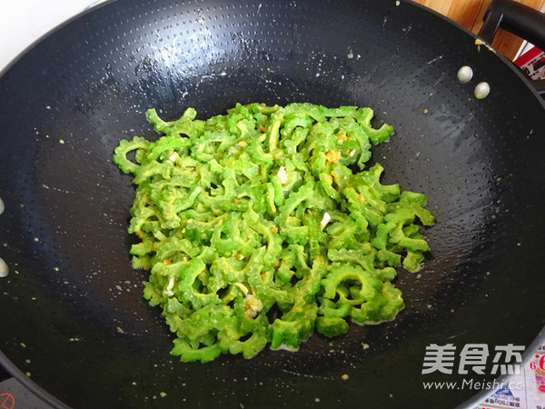 Baked Bitter Gourd with Egg Yolk recipe