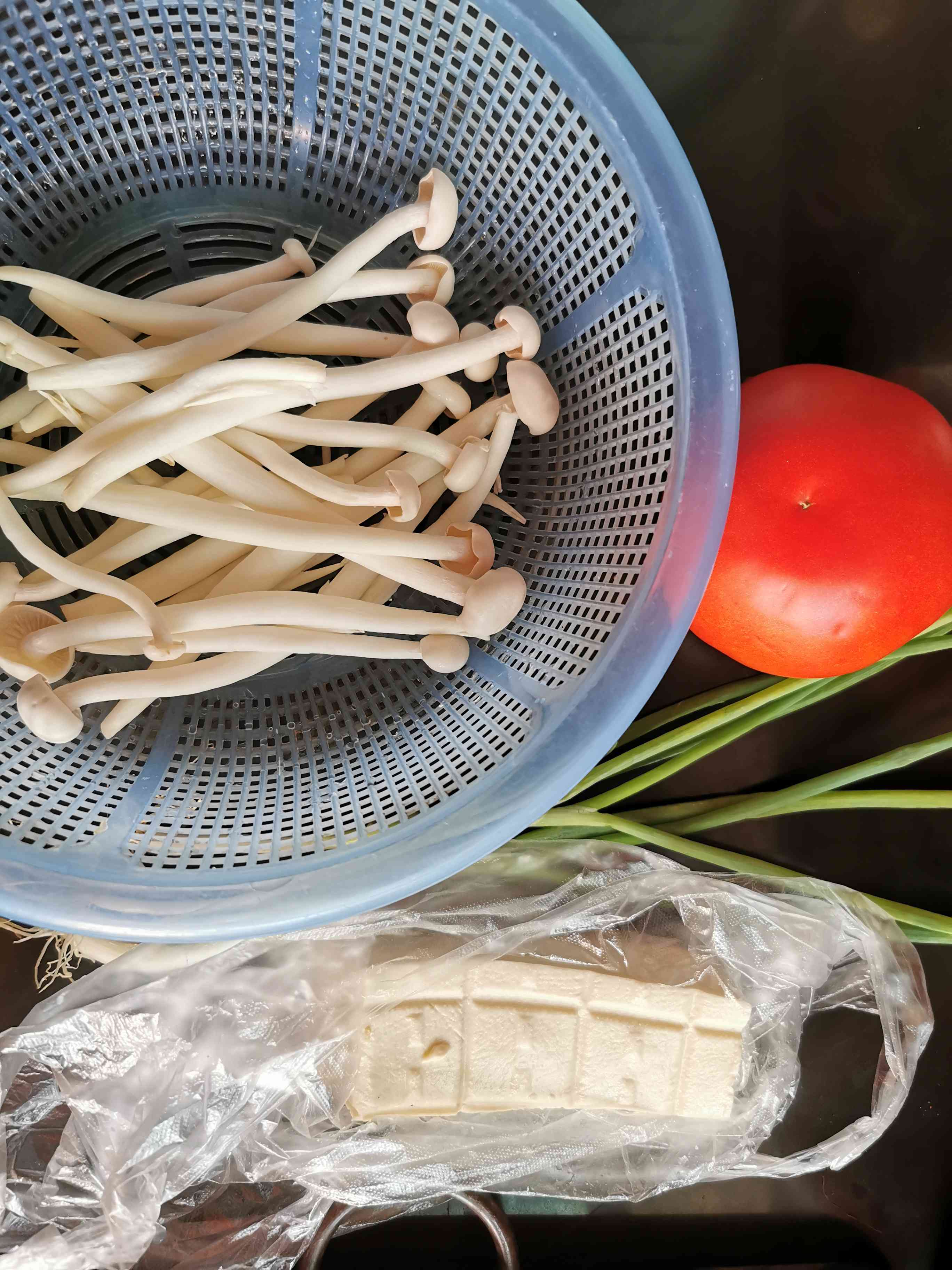 Tomato Mushroom Tofu Soup recipe