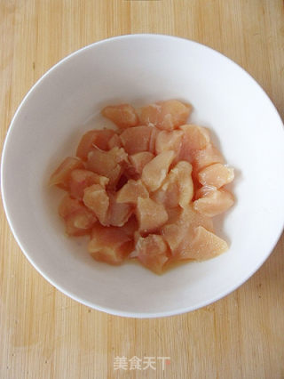 [winter Healthy Vegetables for Common People's Homes] Three Dings of Chicken Breast recipe
