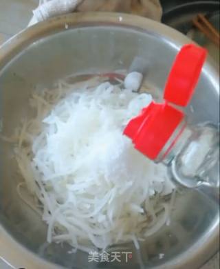 #萝卜#how to Make Sweet and Sour Shredded White Radish recipe