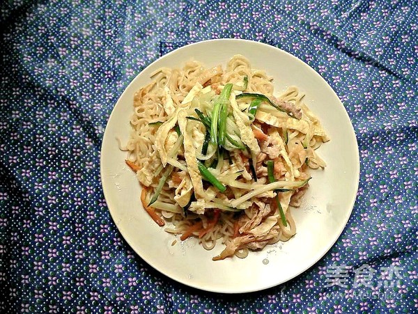 Spicy Mixed Noodles recipe
