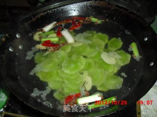 Refreshing Hot Pot in Winter recipe