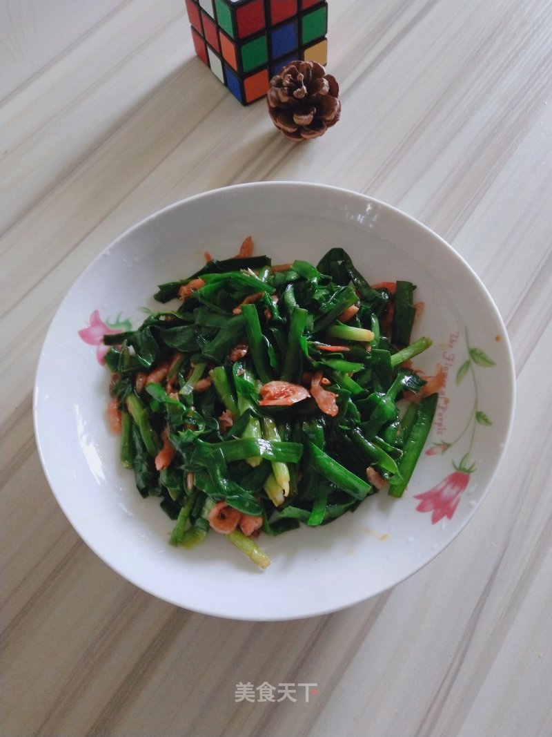 Stir-fried Shrimp Skins with Leek recipe