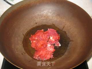 Stir-fried Beef with Carrots recipe