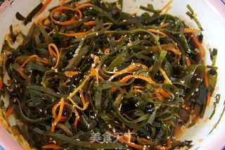 Hot and Sour Kelp Shreds recipe