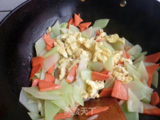 Scrambled Eggs with Lettuce recipe