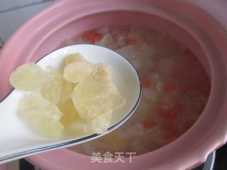 Tremella Pear Soup recipe